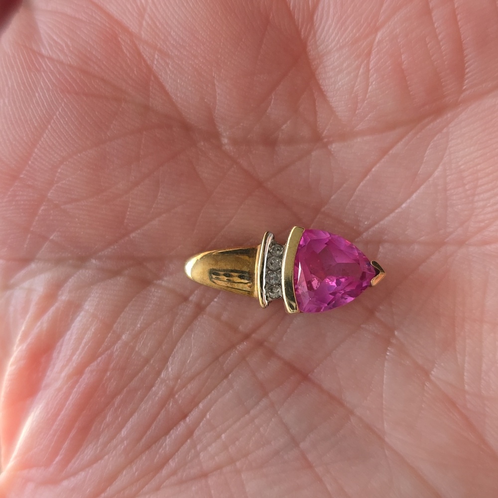 HP. Vintage Pink Sapphire & Diamond Trillion Cut 10k Gold Earrings & Pendant Set - Picture 4 of 7